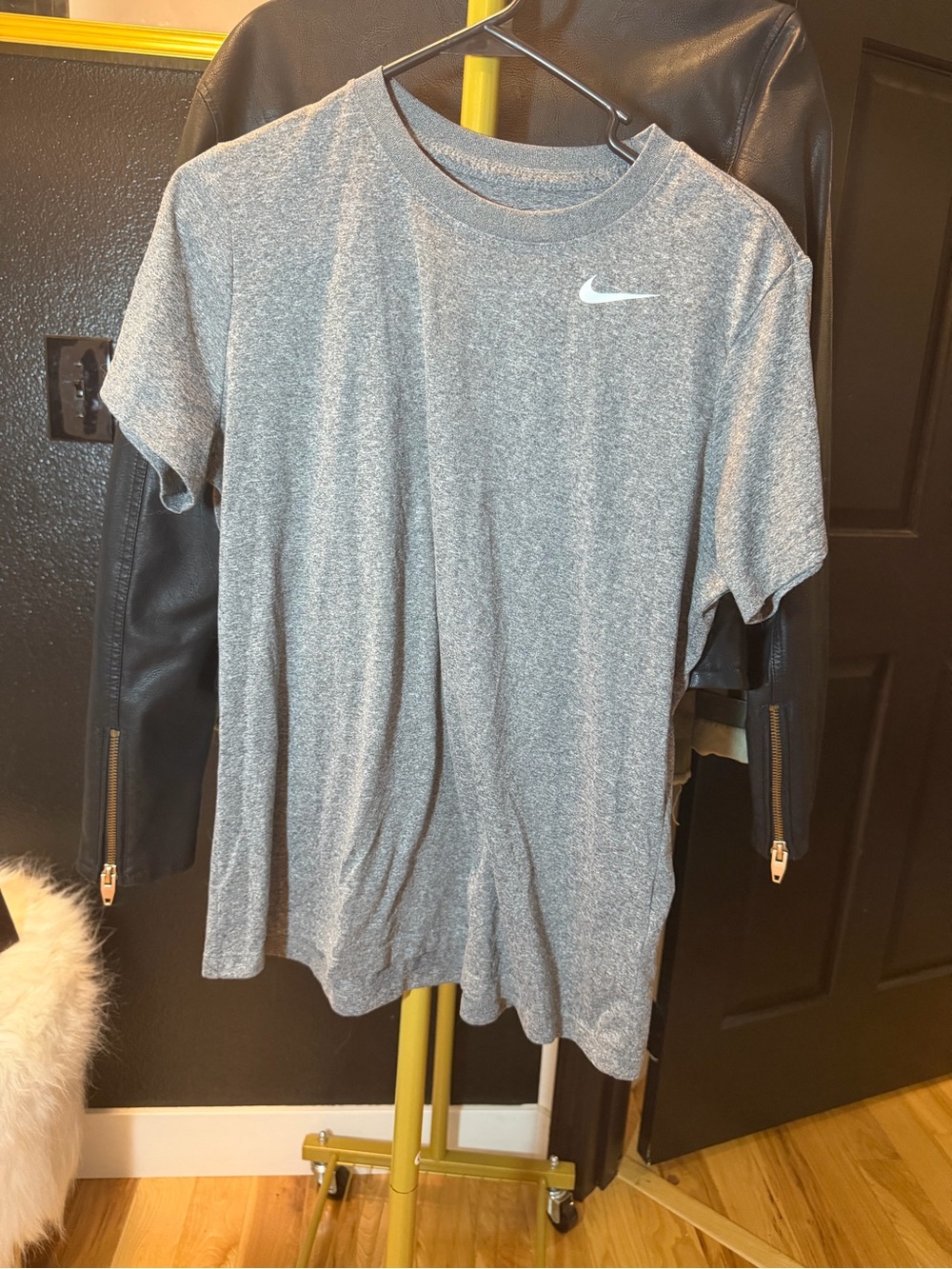 Nike women’s Gray Dri-FIT Crew Neck Tee